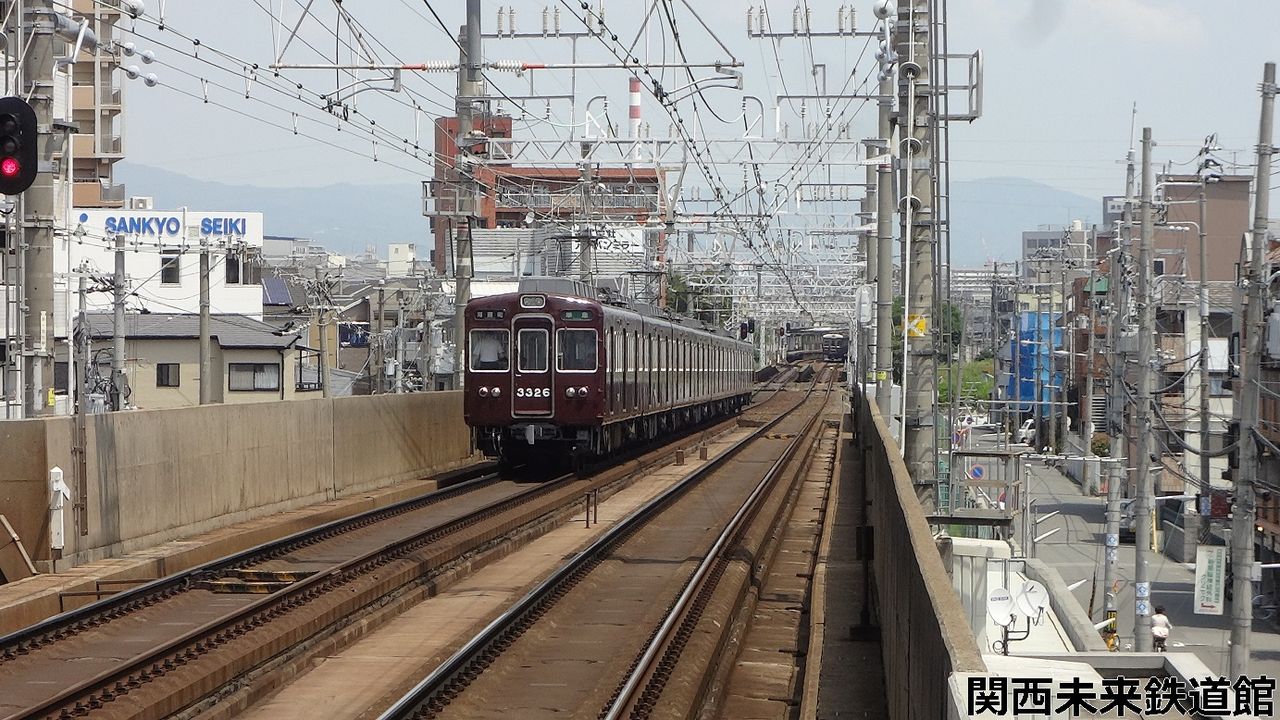 阪急京都線の3300系 その2 未更新車とリニューアル車 : 関西と