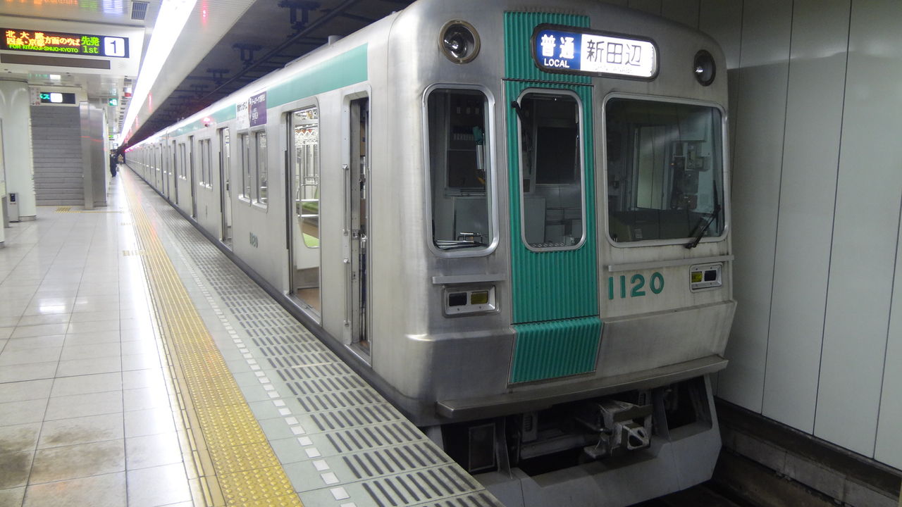 京都市営地下鉄烏丸線10系6次車 LED車内案内表示器 : 関西と風景と未来