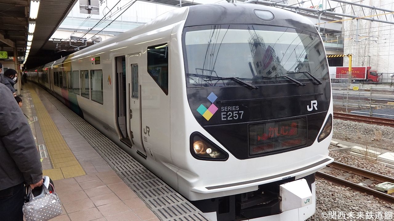 か*ず様 ※実使用品 松本駅 スーパーあずさ号 6号車 自由席 乗車位置案内板 JR松本駅】特急あずさの階段・エスカレーター・エレベーターに