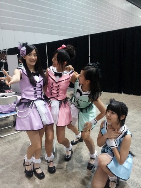https://livedoor.blogimg.jp/omaeranews-idol/imgs/3/2/32b68cb8.jpg