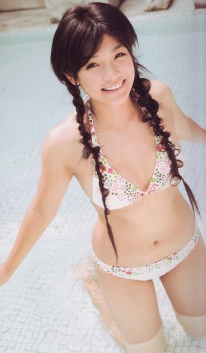 https://livedoor.blogimg.jp/omaeranews-idol/imgs/9/6/96738c4a.jpg