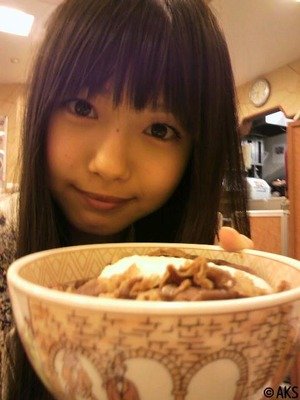 https://livedoor.blogimg.jp/omaeranews-idol/imgs/d/a/dac3571f.jpg