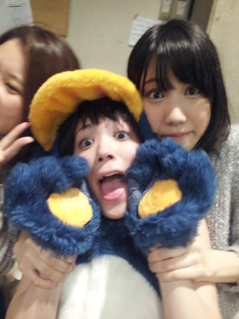 https://livedoor.blogimg.jp/omaeranews-idol/imgs/f/4/f459b32a.jpg