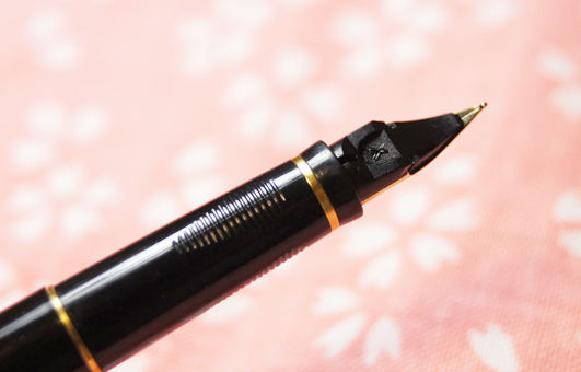 パーカー「パーカー75 ブラックラッカーGT 万年筆」レビュー