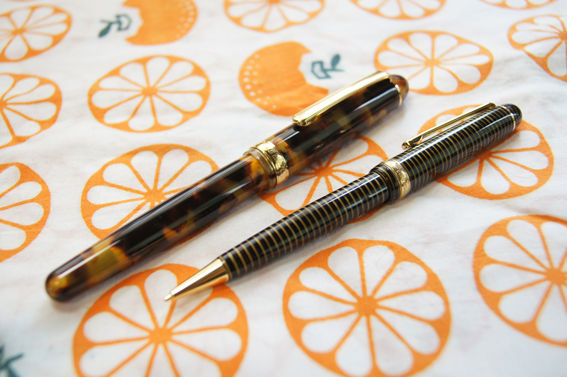 特価　18k プラチナ万年筆　3776 べっ甲　細字　セルロイド 特価 18k プラチナ万年筆 3776 べっ甲 細字 セルロイド