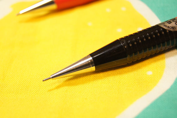 PILOT 2020 黒 シャープペンシル 本体 PILOT 2020-GP フレフレ