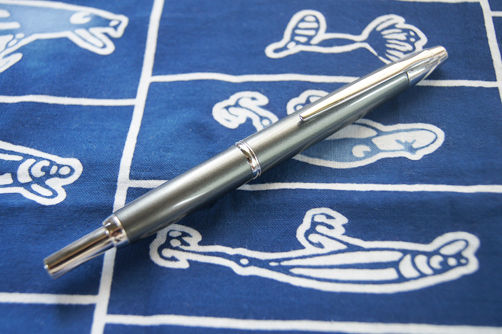 パイロット「キャップレス デシモ」レビュー : テーゲー日記 〜文具と