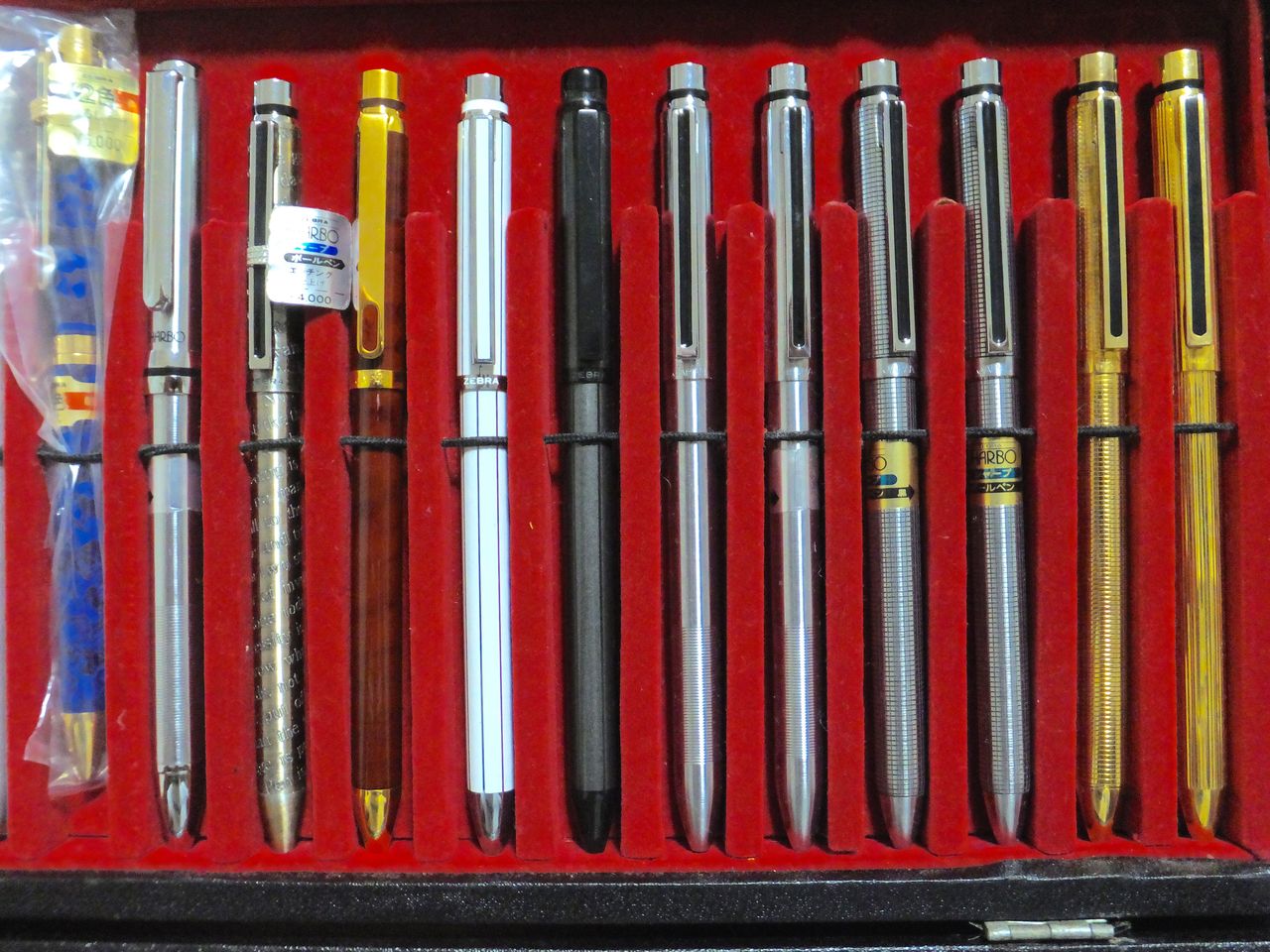 ゼブラ「18KAGM シャーボ 2種」レビュー : テーゲー日記 〜文具と