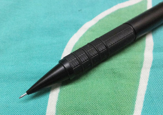 三菱  uni  M5-1052 シャープペンシル 黒 0.5㎜ 筆記具紹介4 三菱鉛筆 uni M5-1052 - ブングトーク