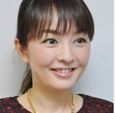 丸岡いずみ