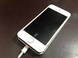 iPhoneを充電