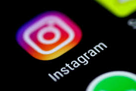 高校生がLINE離れしてインスタに向かう理由