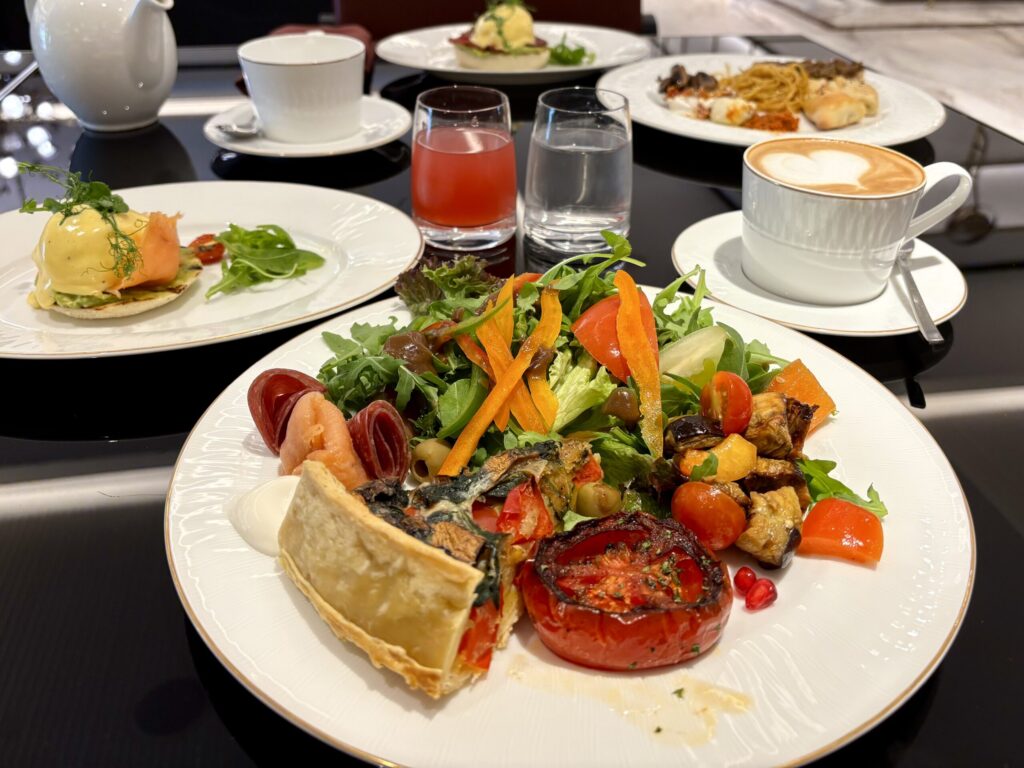 ドーハ ホテル ヒルトン Waldorf Astoria Doha West Bay 宿泊レビュー 朝食