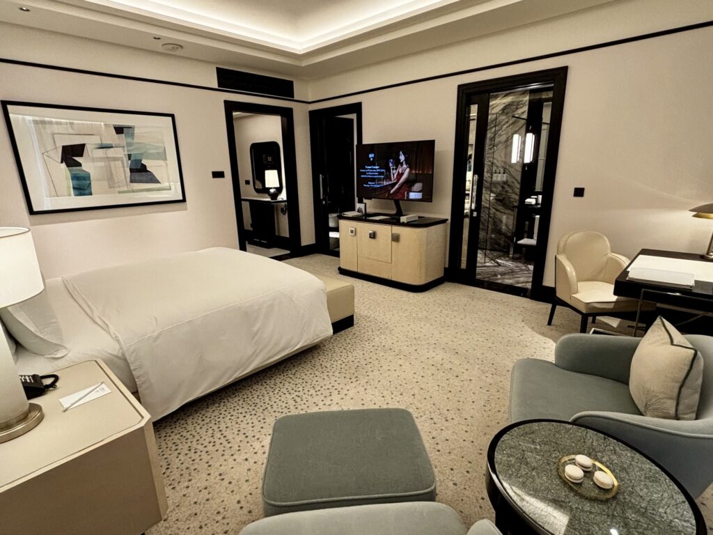 ドーハ ホテル ヒルトン Waldorf Astoria Doha West Bay 宿泊レビュー