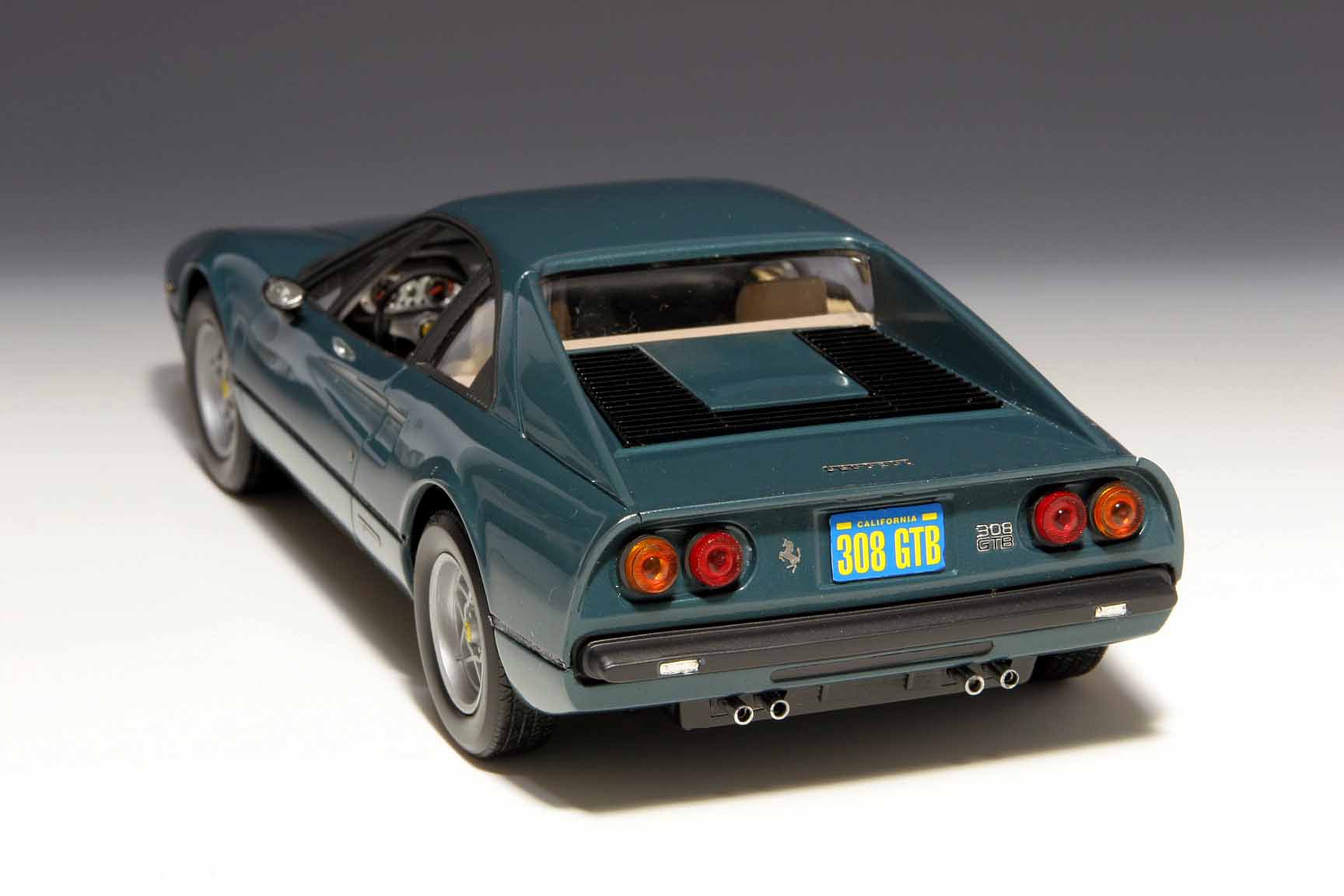 1/24グンゼ 1/24タカラレベル フェラーリ308GTB - sportscar graphic