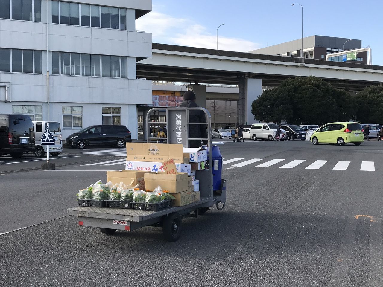歳末 横浜南部市場 書に関してあれこれ