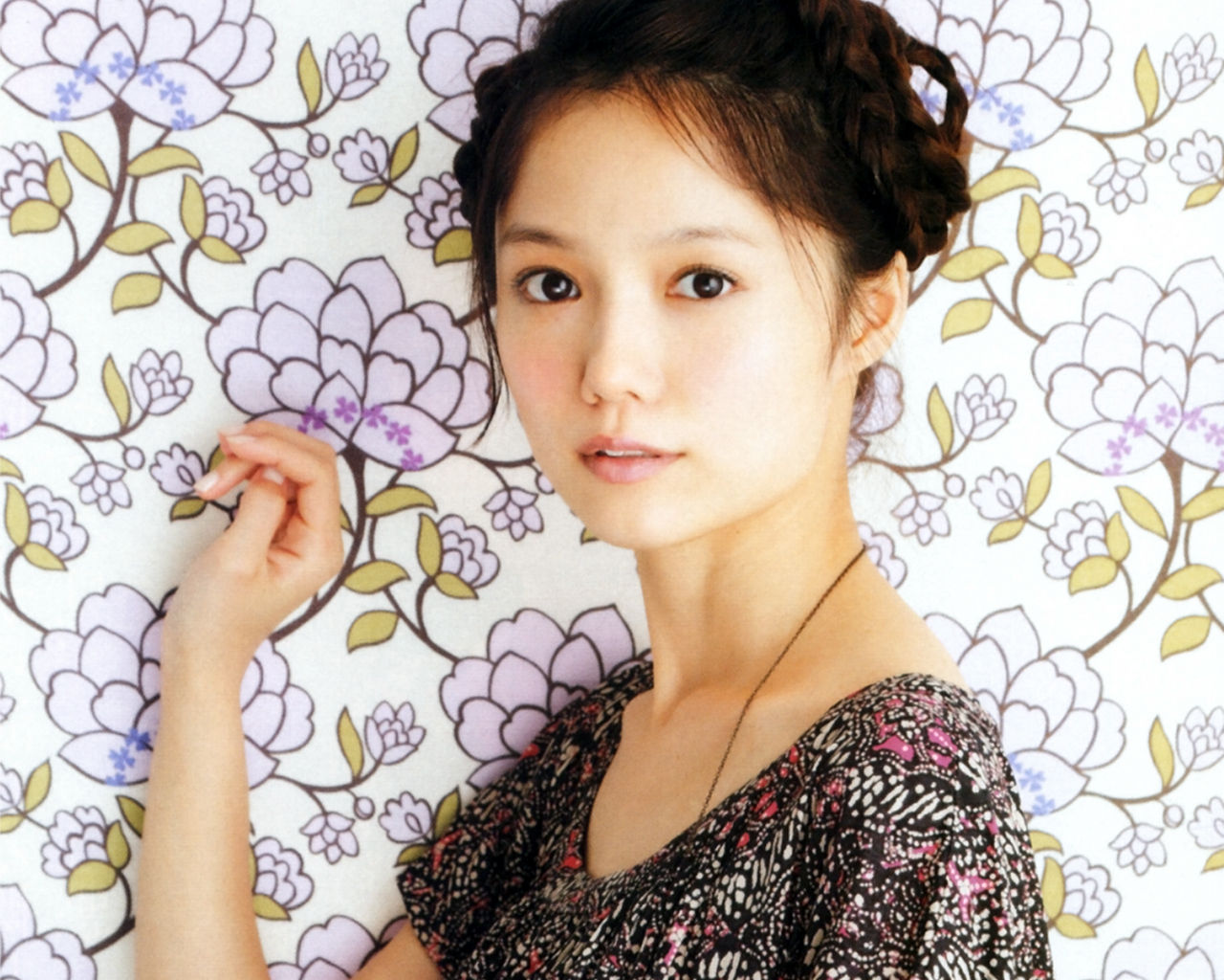 宮崎あおい画像 視聴率が取れないビッチ女 ゆる いお股に電気あんま 宮崎あおい画像 視聴率が取れないビッチ女 ゆる いお股に電気あんま