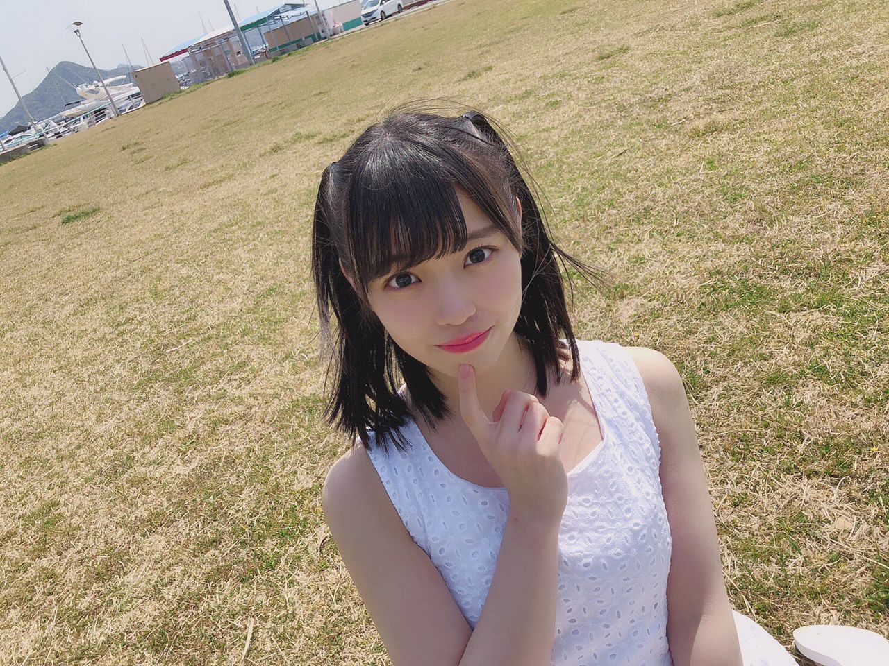 STU48エロ画像D6Hk5CgV4AEbO8r.jpg large
