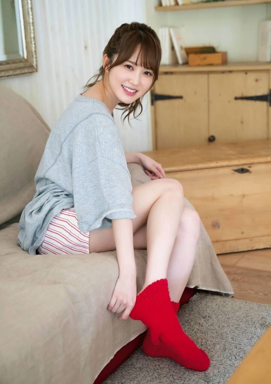 加藤史帆エロ画像tumblr_a55831832ff0b1d2c3b36ae2a4f4dac5_58f8e124_1280