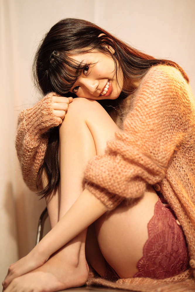 高本彩花エロ画像1000_1000_10240097