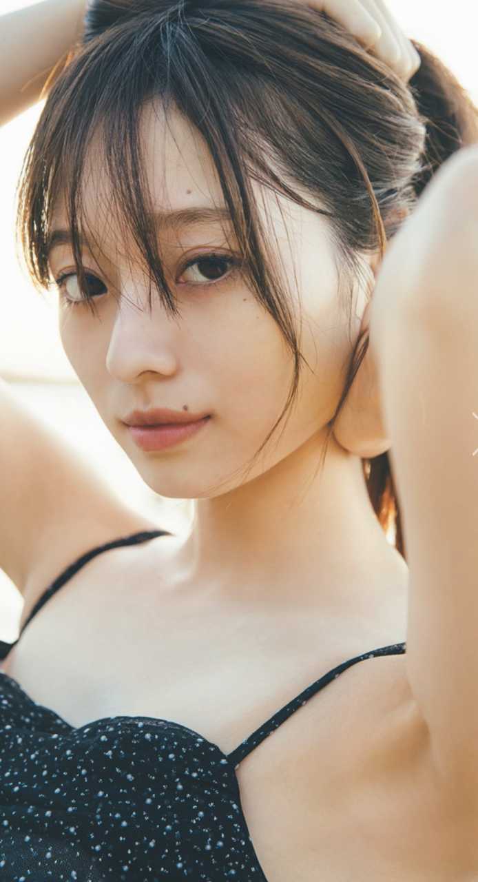 梅澤美波エロ画像