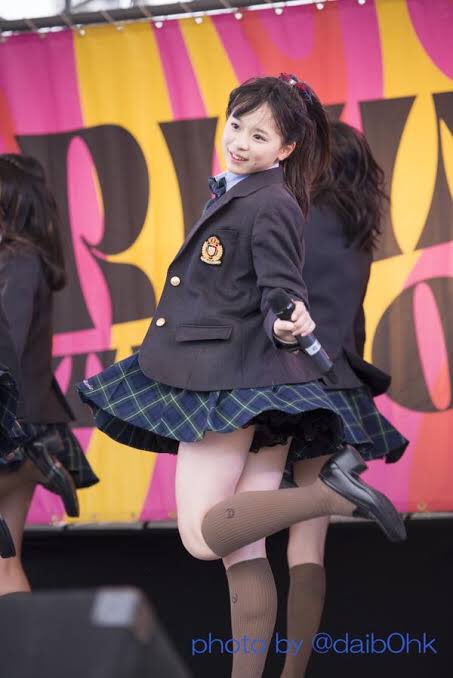 倉野尾成美パンチラエロ画像