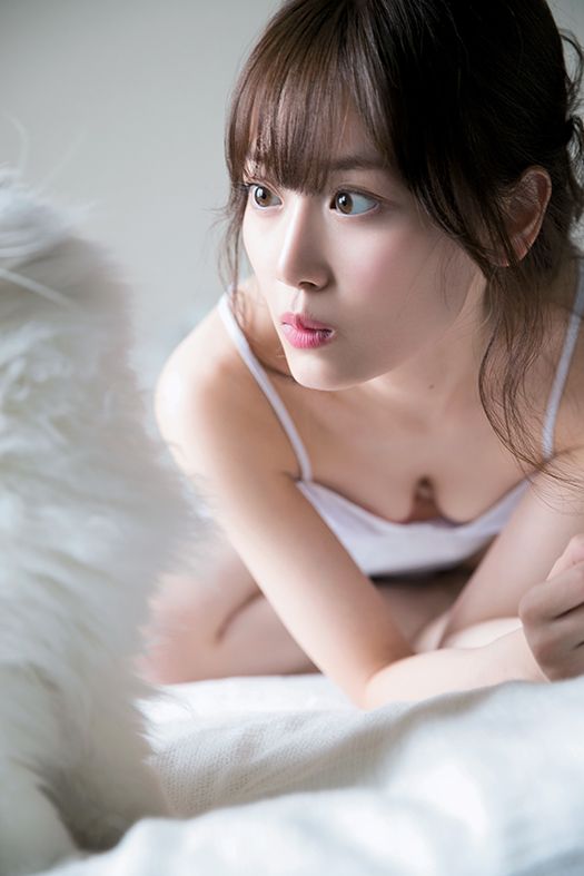 山下美月エロ画像EMOSrBmUEAAatVZ