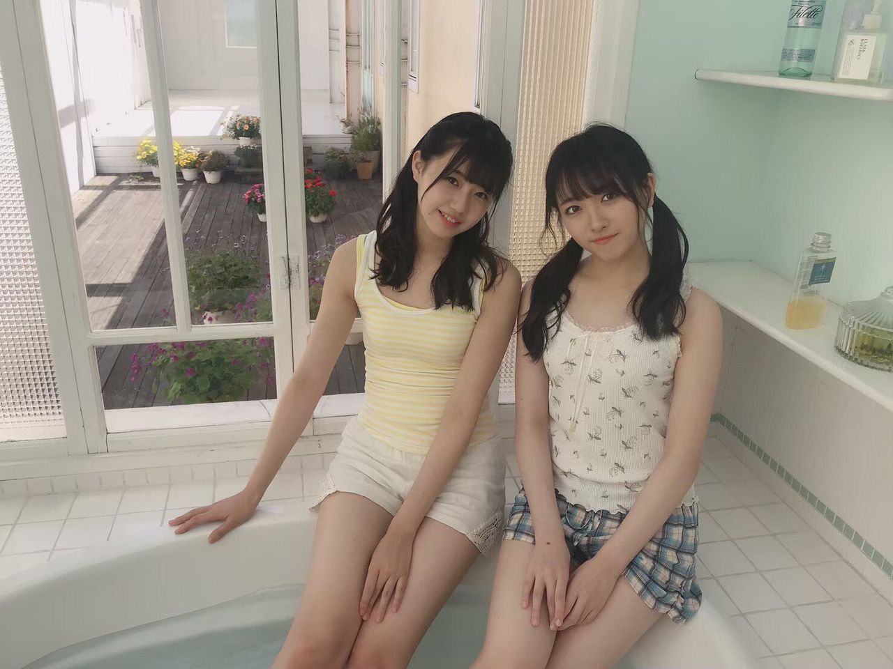 石田千穂エロ画像D8ld8O8U8AABsTV.jpg large