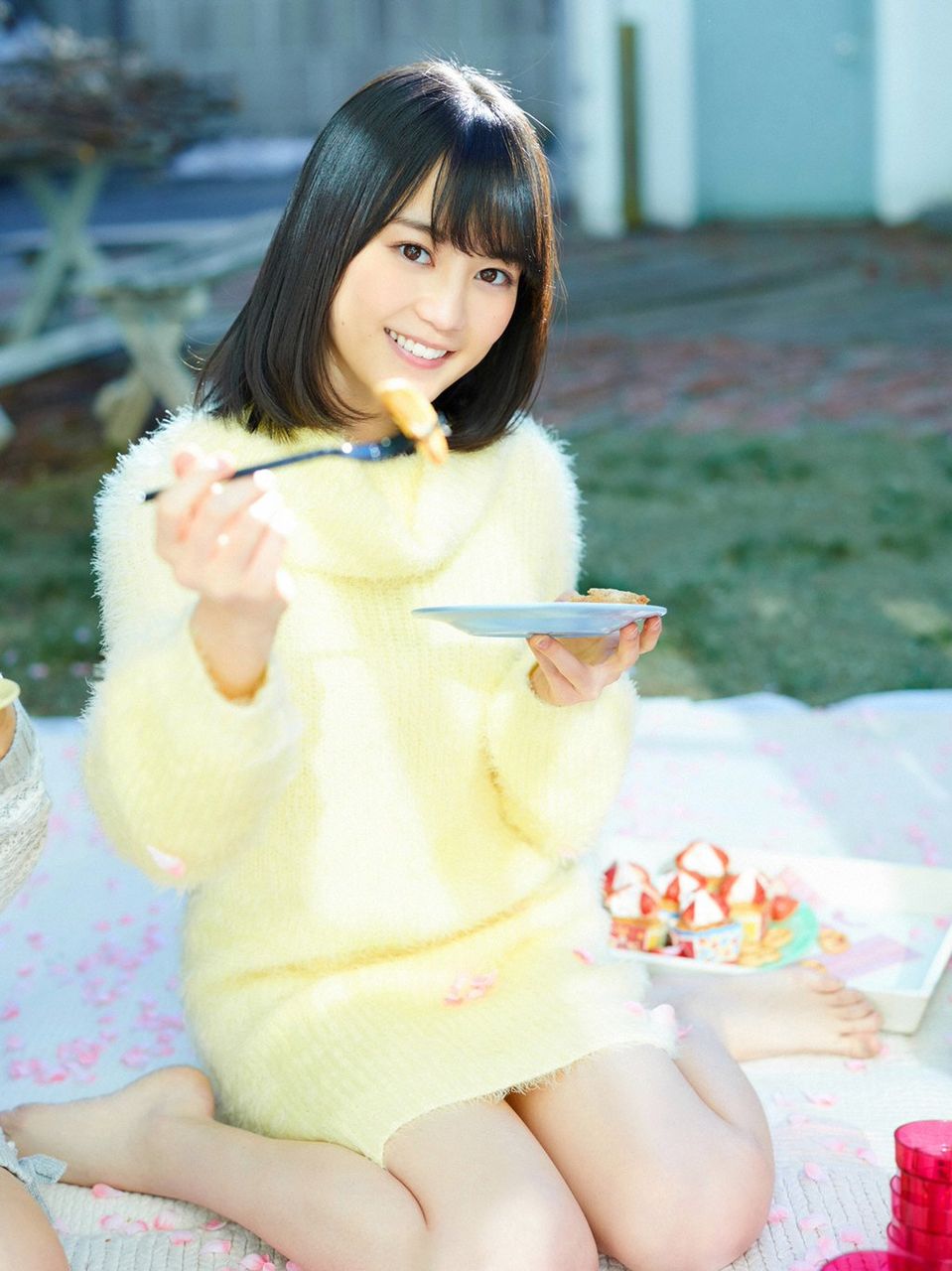生田絵梨花エロ画像tumblr_o585l1hqFW1rol1m7o4_1280