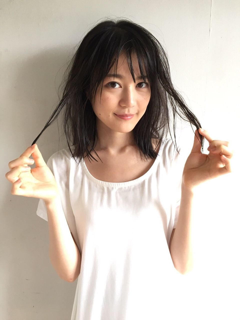 生田絵梨花エロ画像tumblr_ov4szoGTeh1w3ota5o2_1280