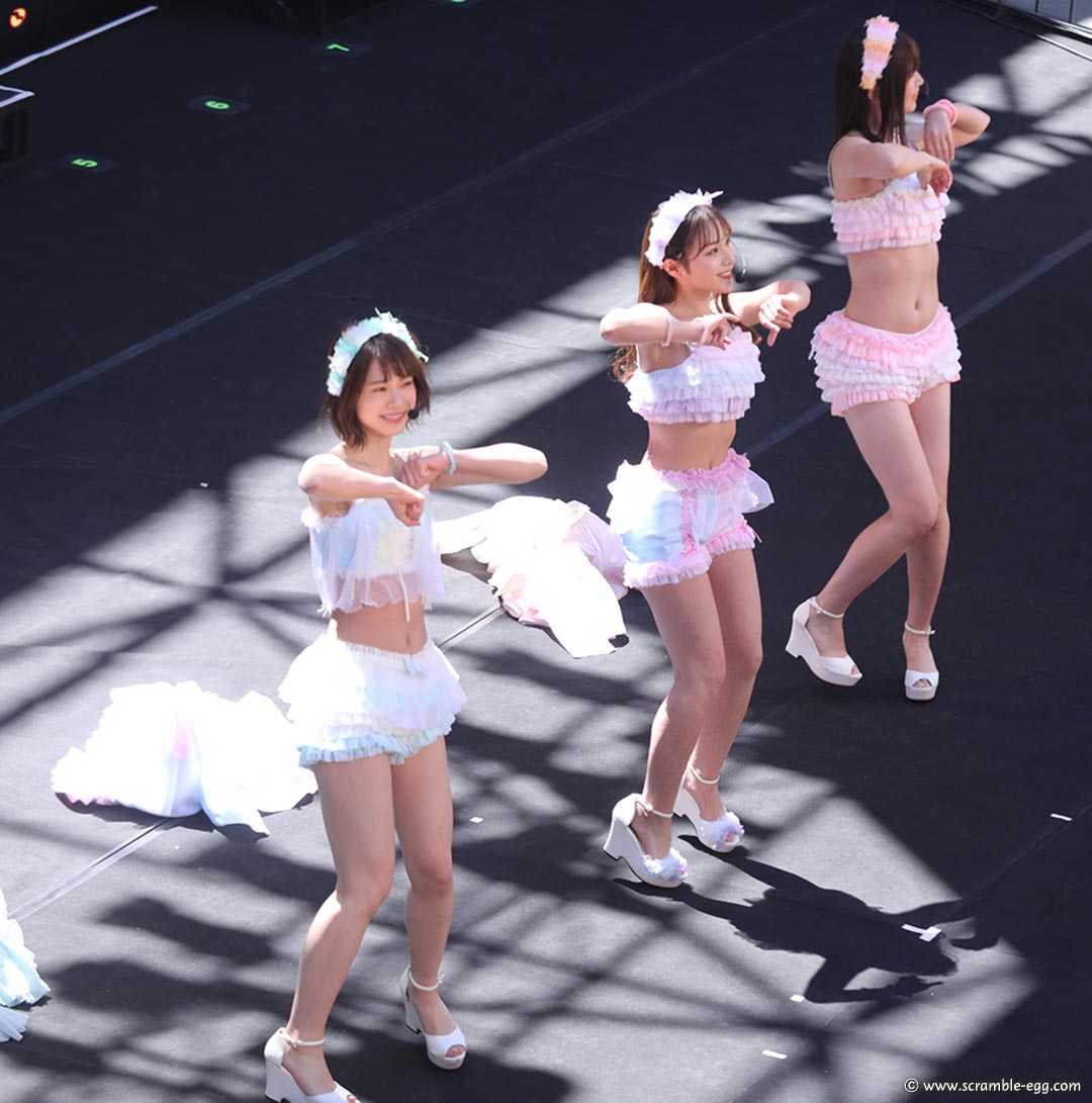 チーム8エロ画像D4BBKNhUwAE70La
