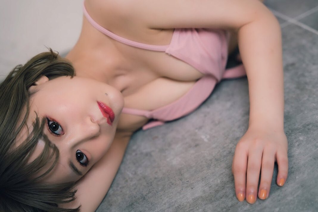 平松可奈子エロ画像EdskFy7VAAcvwgo.jpg large