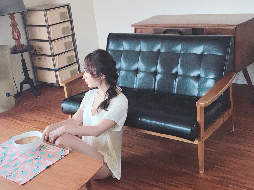 高橋朱里エロ画像타카하시쥬리야사DrTxTP9U0AAyr-b