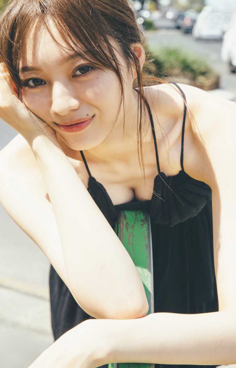 梅澤美波エロ画像