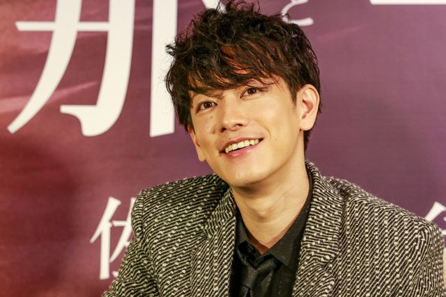 【ステキ～～】佐藤健「anan」6年ぶり表紙 ワイルドな男の色気も披露 : おもしろがり速報
