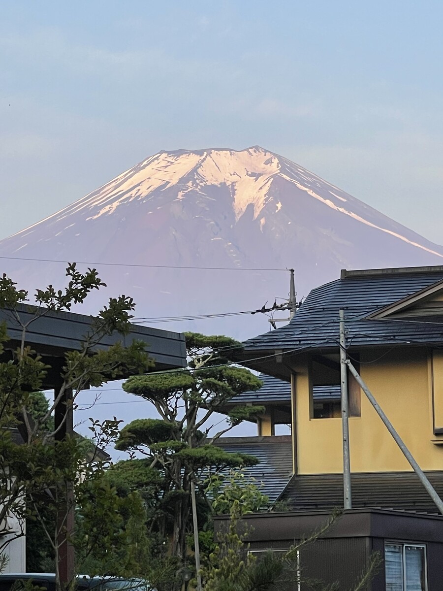 ３６９トリップ １３ 忍草浅間神社 火 ホ と ニワ と鍋釜