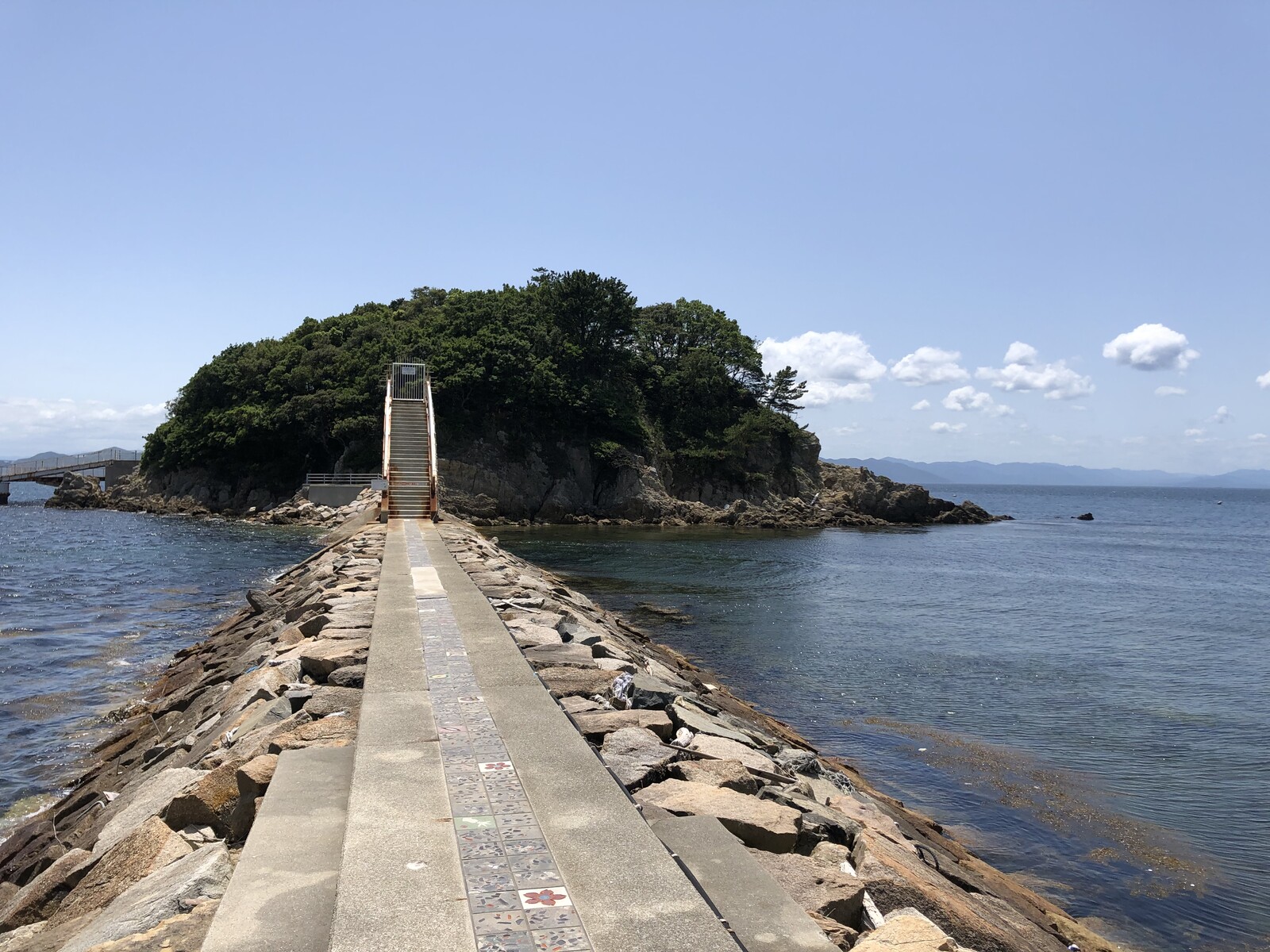 南あわじ市の弁天島 火 ホ と ニワ と鍋釜