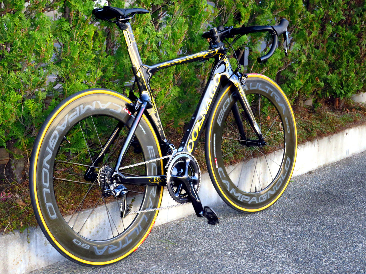 コルナゴ コンセプト コルナゴ エアロロードCONCEPTに10台限定の特別仕様完成車が登場