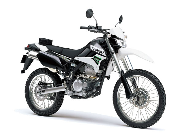 ロードバイク と オフロードバイク オフロードバイクで山道ツーリング