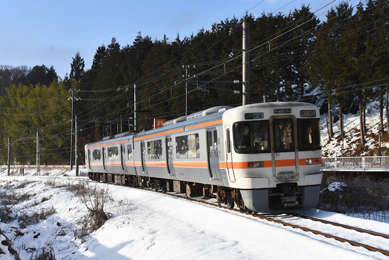 ona3のきままに撮り鉄 : 2月12日撮影 雪の中の飯田線を撮影