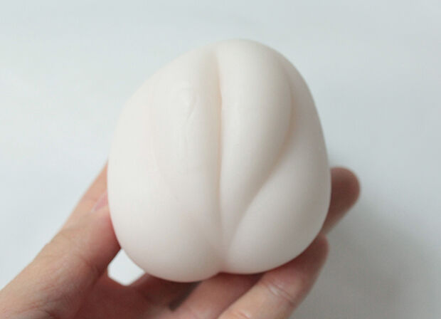 B002