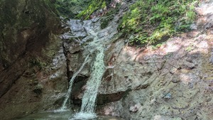 PXL_20220827_005418859
