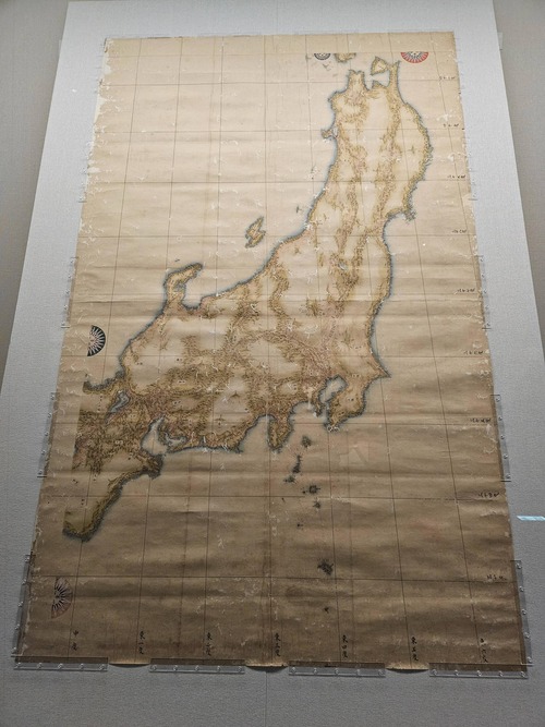 【画像】歴史的偉人「歩いて日本地図でも作りに行くか」