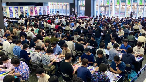 【画像】VTuberのカードゲーム大会、ガチのマジで大盛況だったｗｗｗｗ