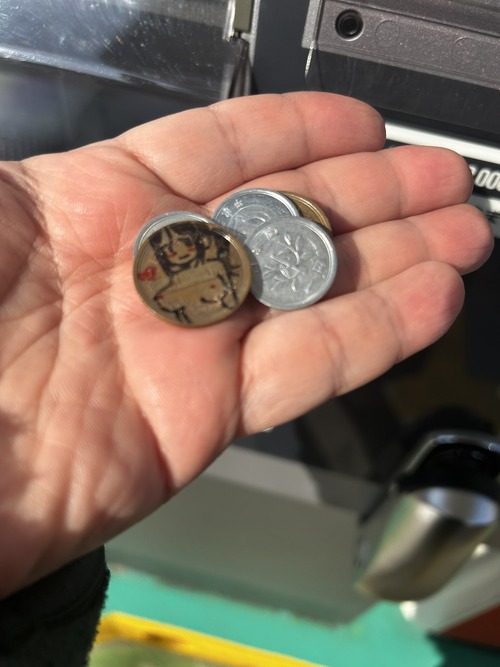 【画像】大人向けバンクシー、静岡に現れる。何が目的なんだｗｗｗｗ