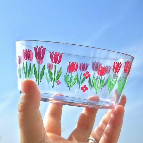 【昭和】おばあちゃん御用達のクソダサ花柄デザイン食器、復活を遂げるｗｗｗｗ