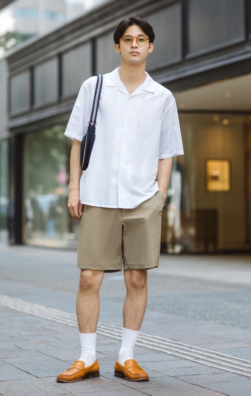 【悲報】ハーフパンツ、イケメンモデルが着てもなんか微妙ｗｗｗｗｗ