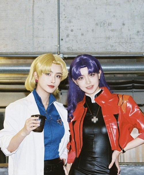 【画像】実写版ミサトさん、ガチで見つかる。中々再現度が高いｗｗｗｗ