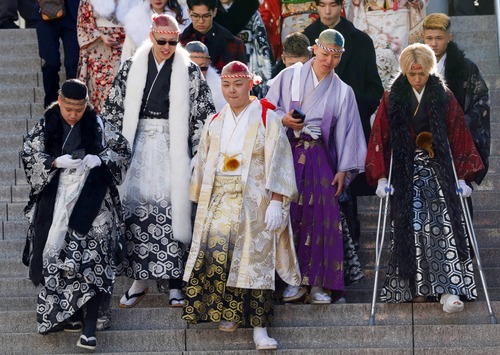 【悲報】日本の成人式、世界に紹介されるｗｗｗｗ