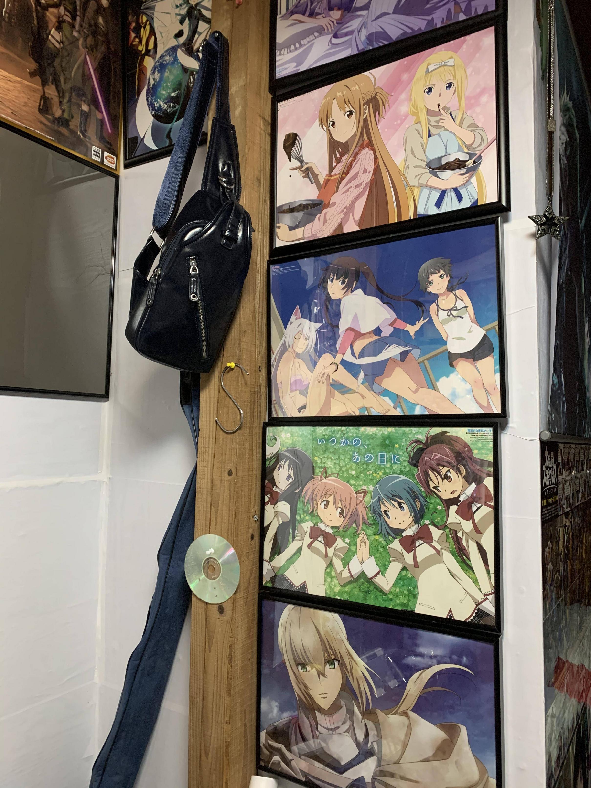 画像 アニメポスターを部屋に飾ってみた結果w ネット よし ドラゴンボールzのポスターを張り付けるんだ 画族 画像 アニメポスターを部屋に飾ってみた結果w ネット よし ドラゴンボールzのポスターを張り付けるんだ 画族